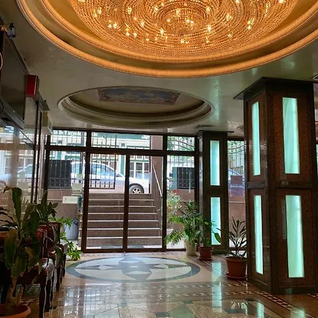 California Hotel 3*