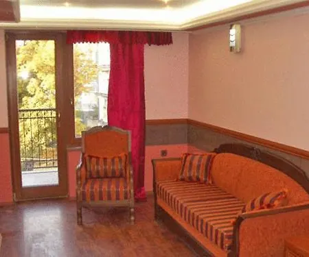 California Hotel